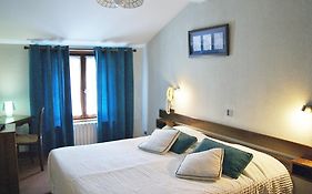 Logis Hotel De La Paix - Tournus